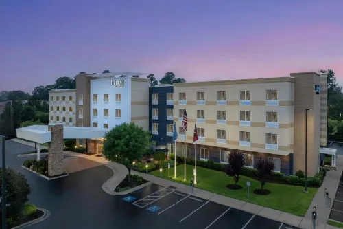 Fairfield Inn & Suites Fayetteville North - bar