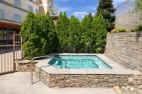 Fairfield Inn & Suites Pigeon Forge - Hot Tub