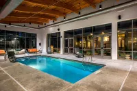 Aloft Charlotte Ballantyne - Pools