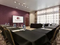 DoubleTree by Hilton Oklahoma City Airport Hotels near Grant Square