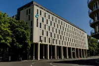 Motel One Köln-Mediapark - Parvekkeita