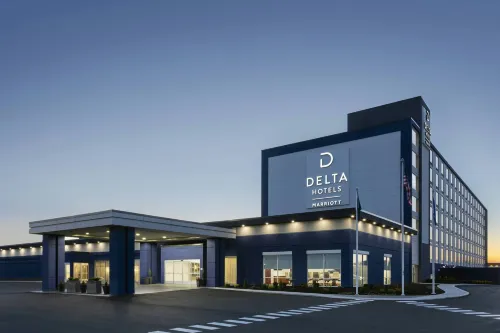 Delta Hotels Indianapolis Airport - Airport Shuttle