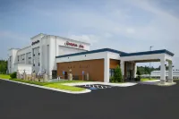 Hampton Inn Magnolia - parkir