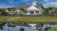 Landing Beautiful 2bd, Gym - Pools
