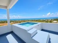 Villa Azure - Pools
