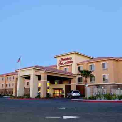 Hampton Inn & Suites Palmdale Hotel Exterior