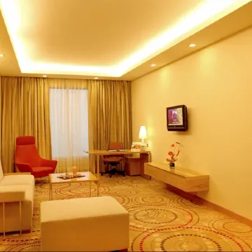 The Metropolitan Hotel & Spa New Delhi Отели рядом с достопримечательностью «Дели - центр города»