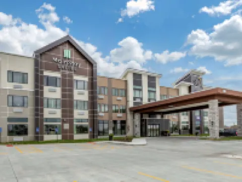 MainStay Suites Waukee-West des Moines Hoteles en Waukee