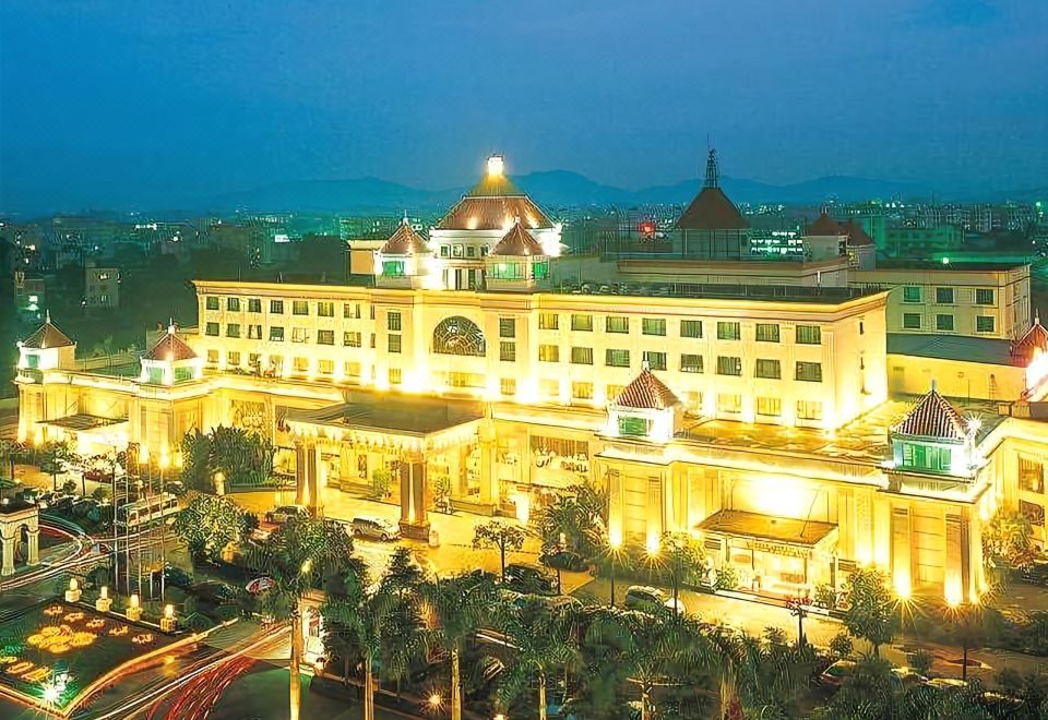 Metropolitan Yijing Hotel Dongguan Hotel Overview