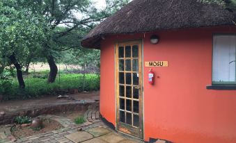 Kgogomodumo Lodge