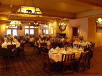 Flying Saddle Resort and Steak House - breakfast