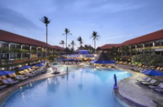 峇里島王朝假日飯店