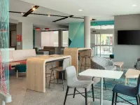 avid hotel MADISON - MONONA by IHG Hotels in Monona