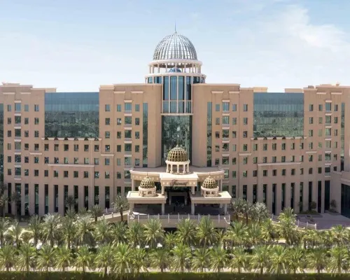 Fairmont Riyadh Hotels near Microsoft Riadh