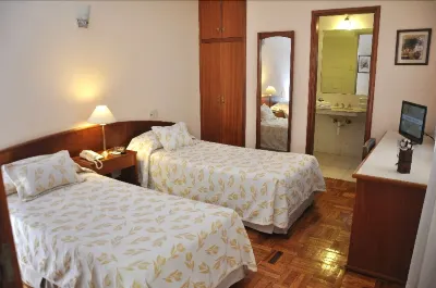 Hotel Los Cedros Hoteles cerca de Paraíso Natural Daymán