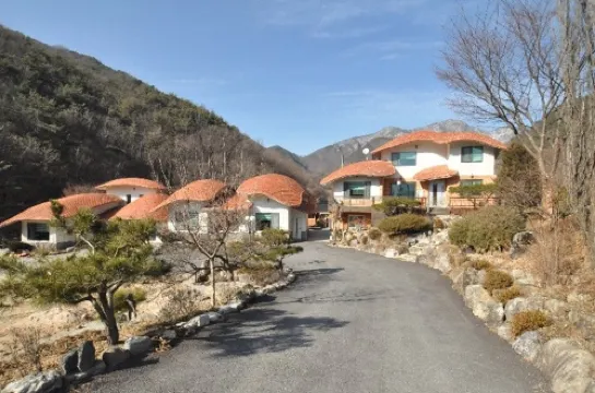 Boeun Songnisan Way to Cheonwangbong Pension