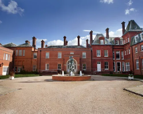 Champneys Tring Hotels in Dacorum District