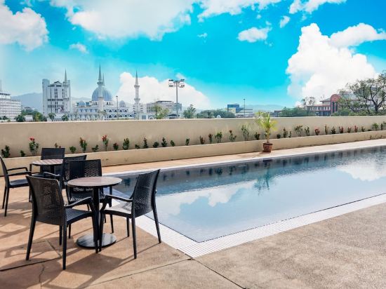 Die 10 besten Hotels in der Nähe Heroes Museum 2021 Trip.com