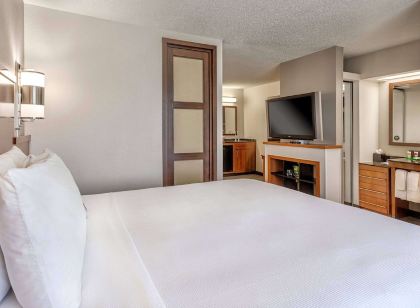 Sonesta Select Kansas City Airport Prairie View