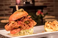 DoubleTree by Hilton Hotel & Suites Pittsburgh Downtown