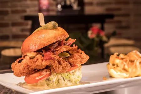 DoubleTree by Hilton Hotel & Suites Pittsburgh Downtown