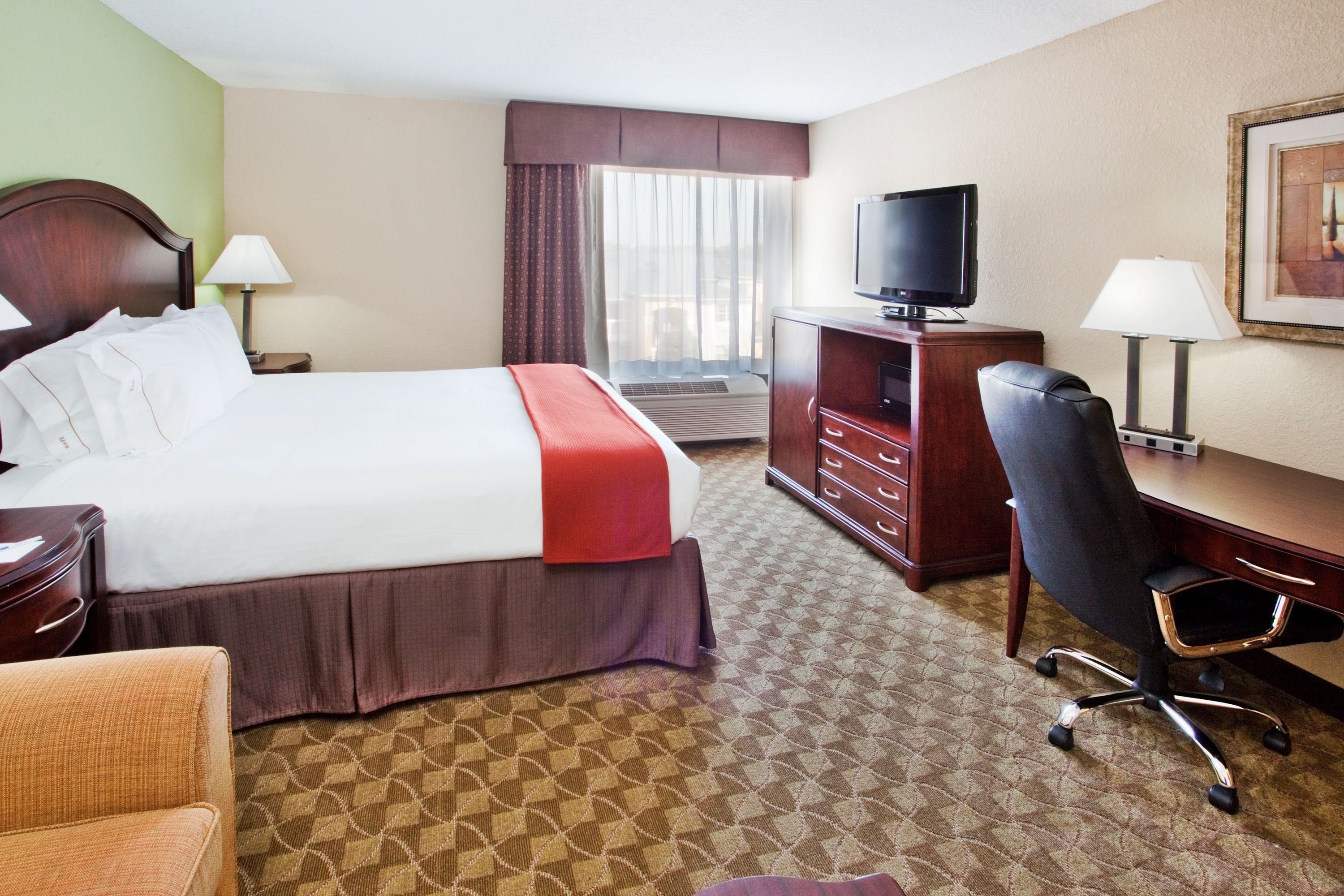 Holiday Inn Express Peachtree Corners-Norcross, an Ihg Hotel