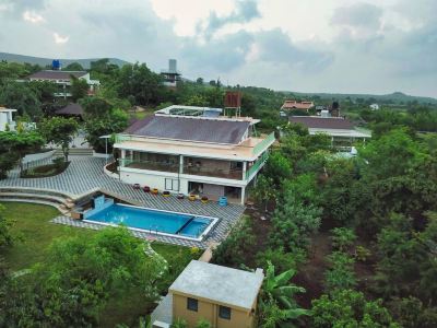 Outdoor Swimming Pool