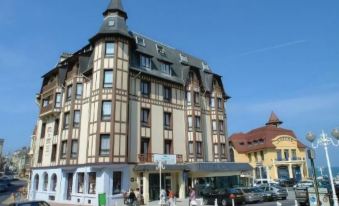 Hotel des Bains