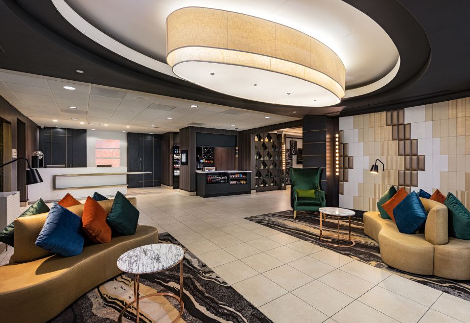 힐튼 가든 인 로스앤젤레스 할리우드의 실용적인 객실 내부