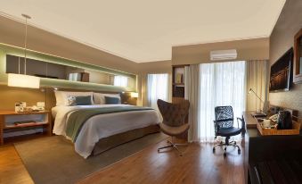 Clarion Faria Lima