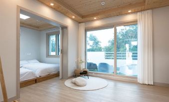 Gyeongju New Bomun Pool Villa