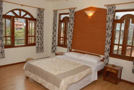 Vardan Resort n' Apartment