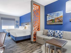 Best Western Plus Castlerock Inn  Suites