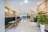 AYANA Hotel & Resort