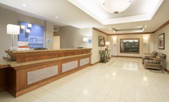 Holiday Inn Express & Suites Concordia US81