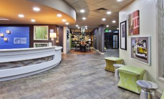 Holiday Inn Express Atlanta Galleria-Ballpark Area