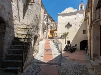Le Antiche Volte (Slr215) Hotels in Cipressa