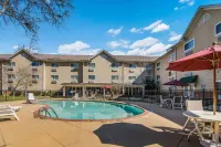 Sleep Inn & Suites Columbus Near Fort Benning - Rooftop Pools