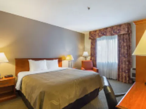 クオリティ イン フレズノ ヨセミテ エアポート フレズノのホテル