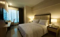 Bella Hotel Surabaya Hotels near The Loop Graha Festival