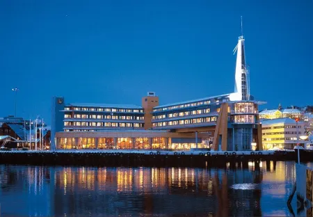 Scandic Ishavshotel Отели рядом с Аэропорт Тромсё