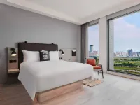 Moxy Taichung Hotels near Chonglun Park