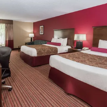 Baymont by Wyndham Mequon Milwaukee Area