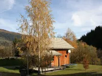 # 139 Mit 4 Schlafzimmern & Sprudelbad