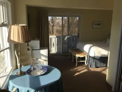 The Beach Rose Inn