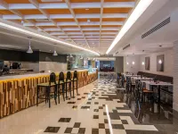 Millennium Plaza Doha Hotels near Sky view Bar