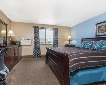 Super 8 by Wyndham Bismarck Hotels in Bismarck