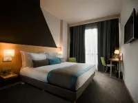 Onomo Hotel Casablanca Sidi Maarouf Hotels near APEBI