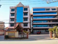 Anoulackkhenlao Hotel فنادق في فونسافان