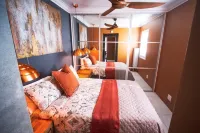 4 Dolphin Views la Mercy Luxury Beachfront Apartment with Private Swimming Pool Hotels in Umdloti